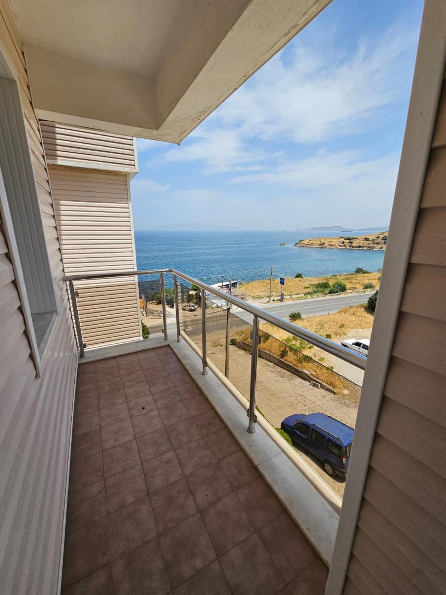 Yenifoca Ersan Hotel Exterior foto