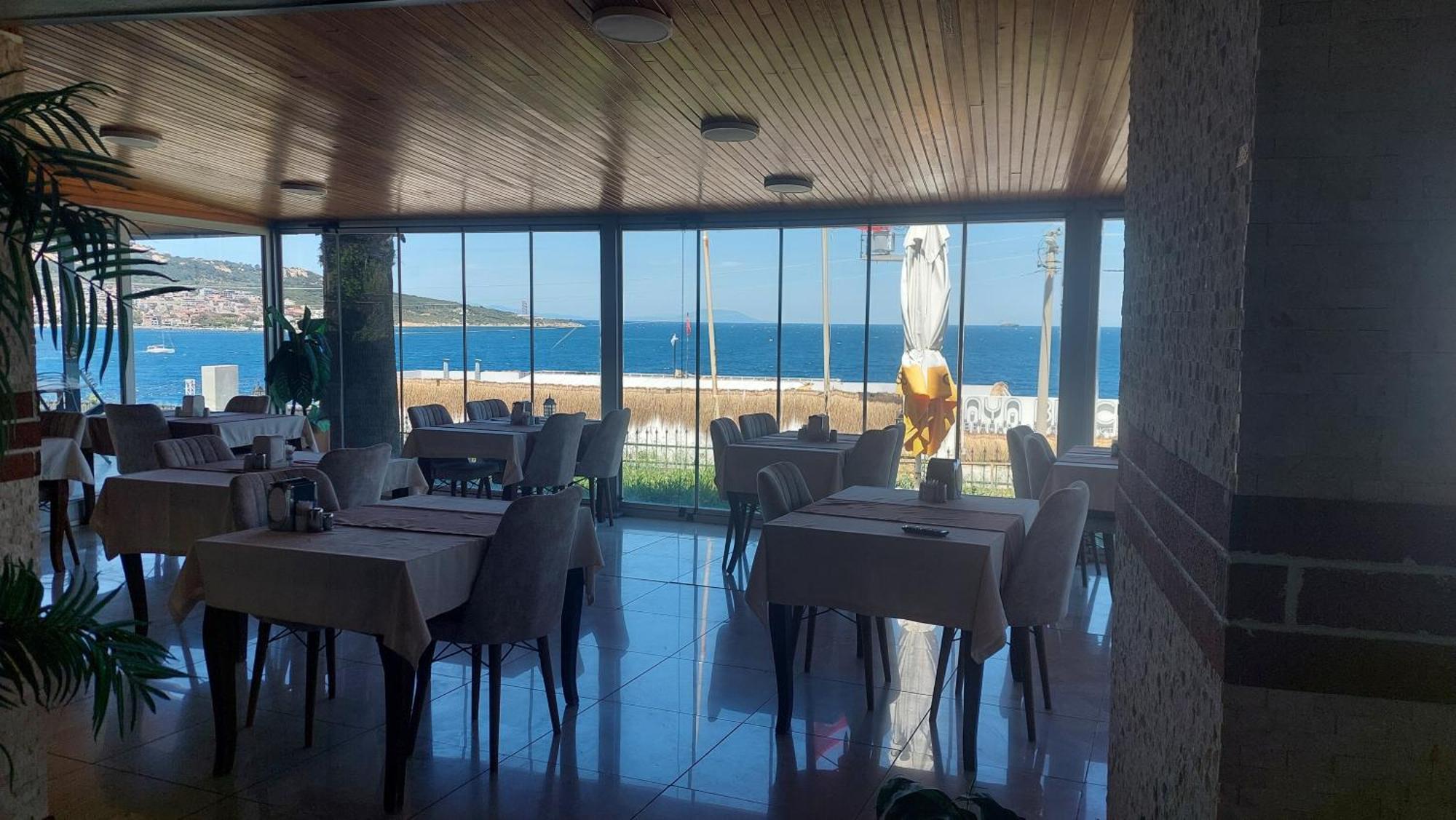 Yenifoca Ersan Hotel Exterior foto